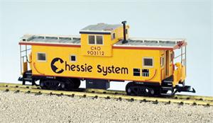 USA Trains Cabooses Extended Vision Chesse Extended Vision Caboose - Yellow