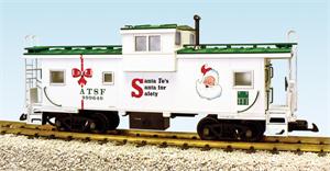 USA Trains Christmas Christmas Santa Fe Extended Vision Caboose - White/Green
